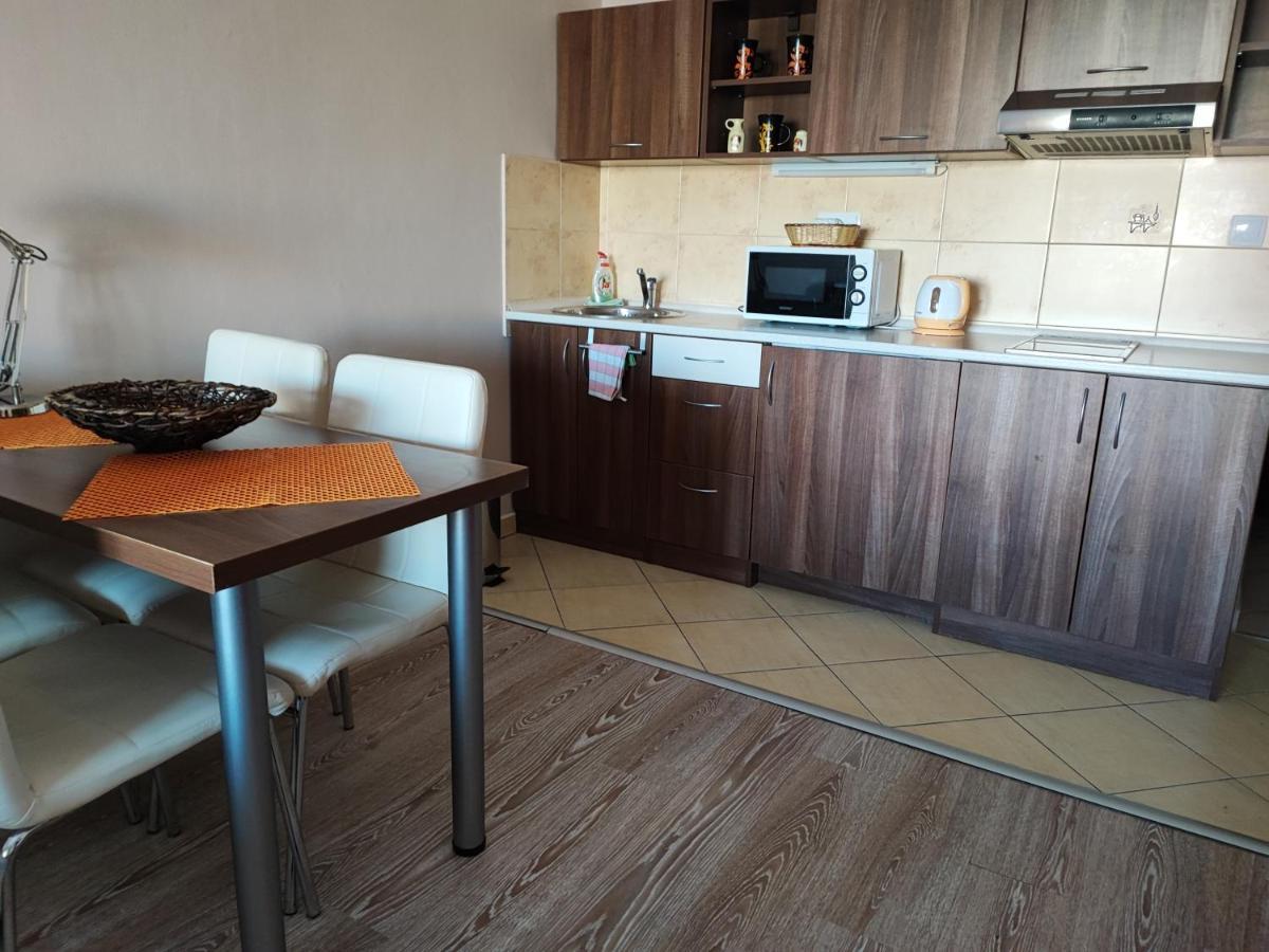 Slnecne Apartmany Podhájska Eksteriør billede